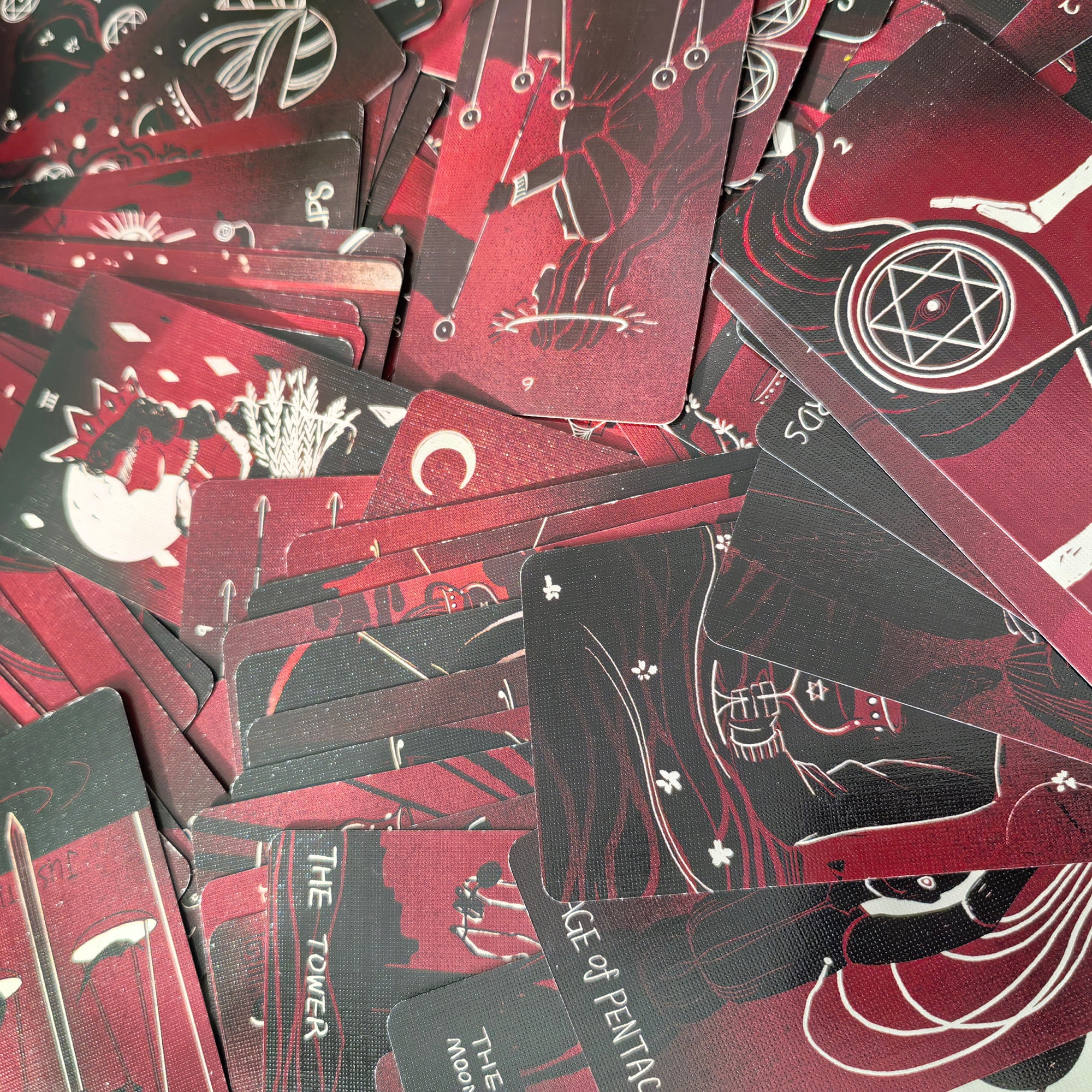 Dirty Red Tarot - Image 6