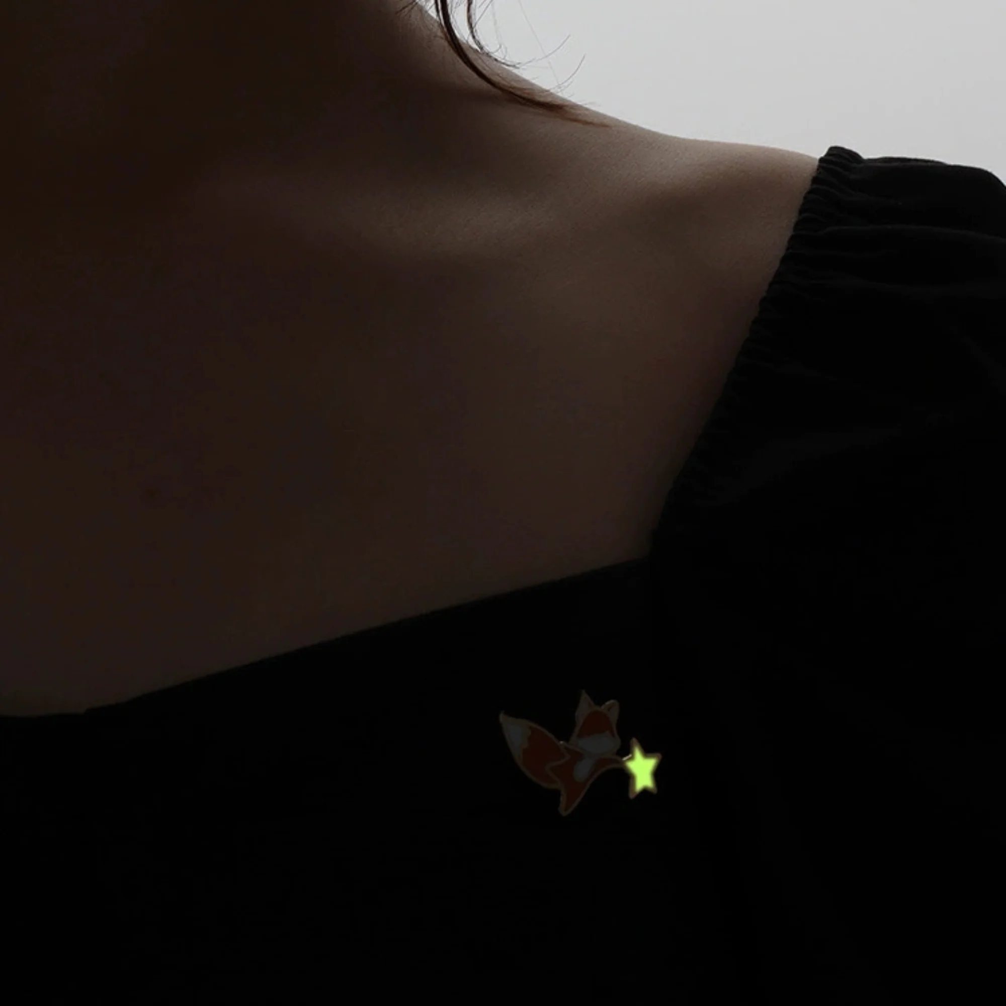 Fanli Enamel Pins "Dreaming Fox" - Image 7