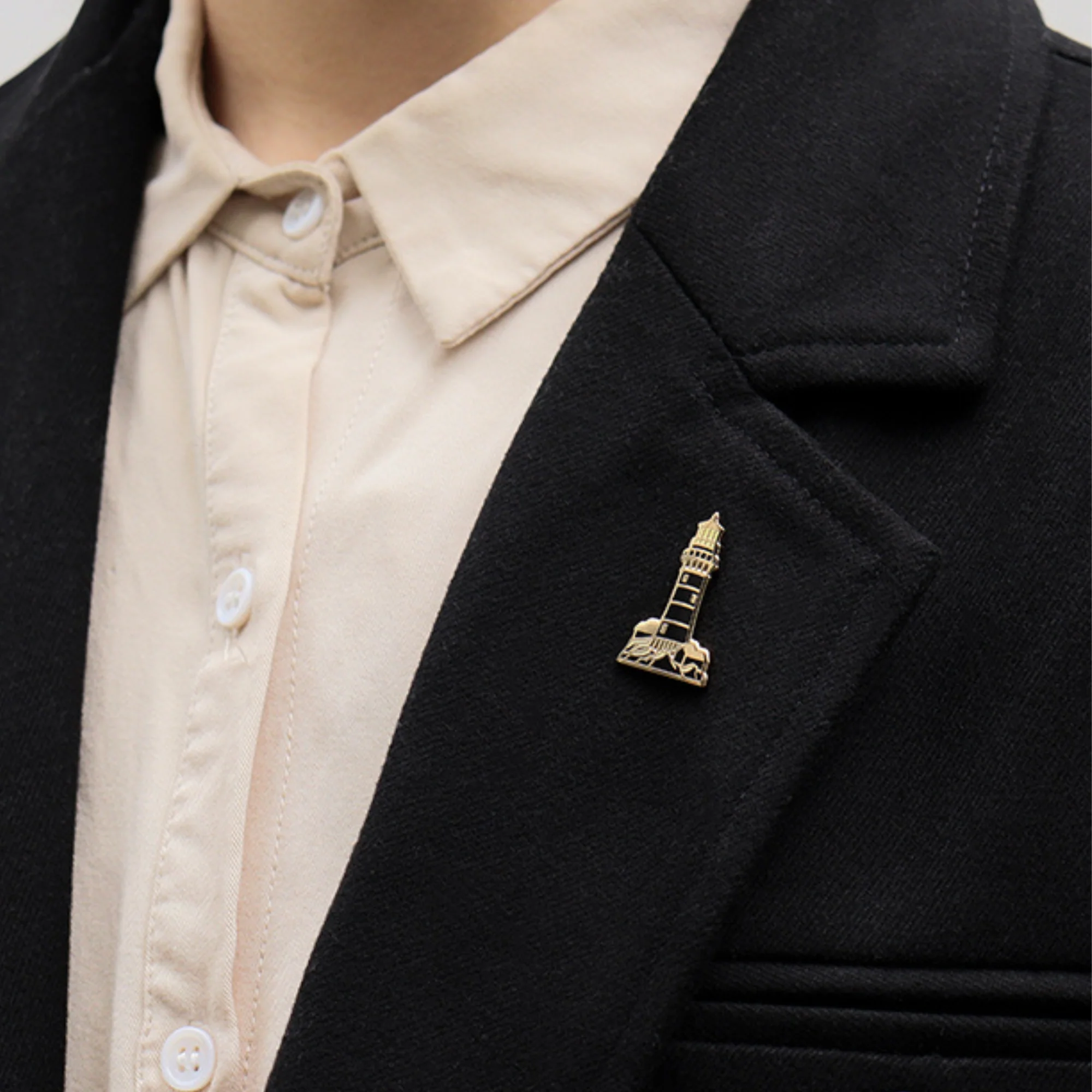 Fanli Enamel Pins "Lighthouse" - Image 5