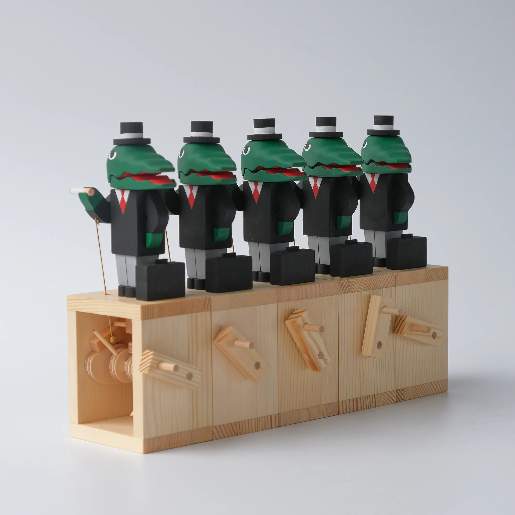 Handcrafted Wooden Automaton "Mr. Crocodile, the Traveller" - Image 5