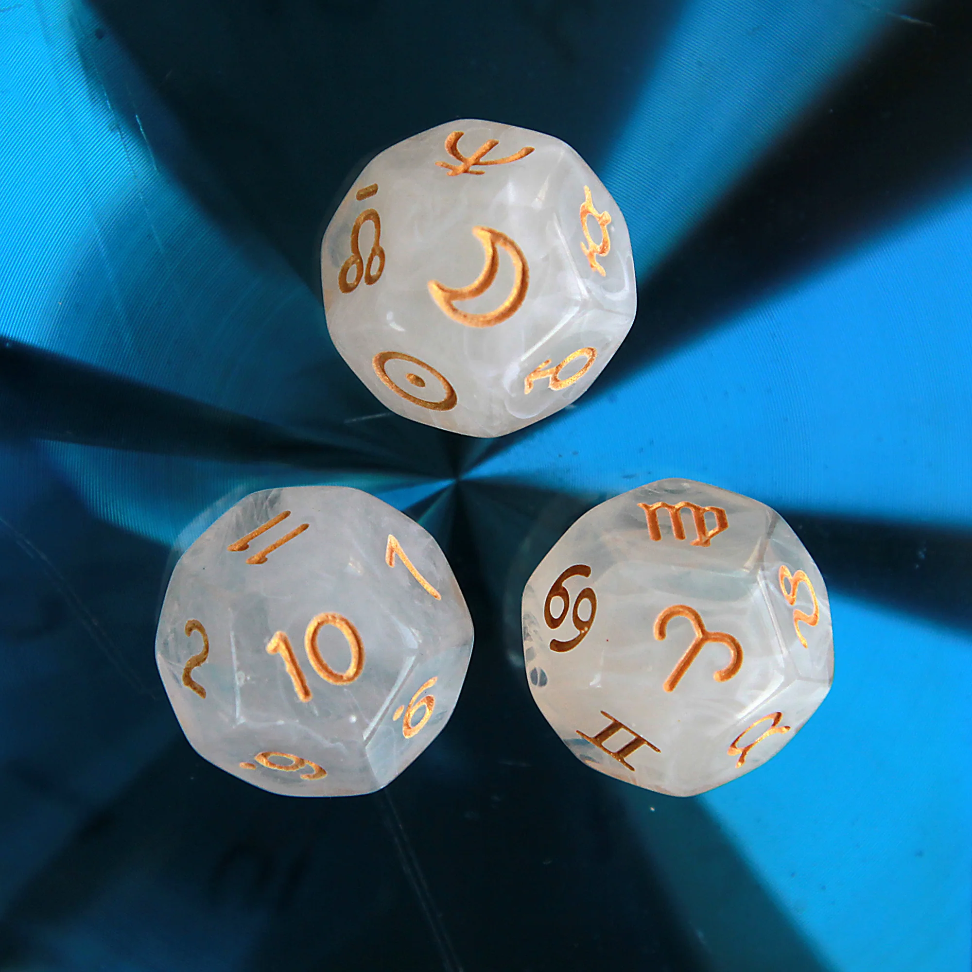 Meteodice Galaxy-Themed D12 Astrology Dice - Image 3