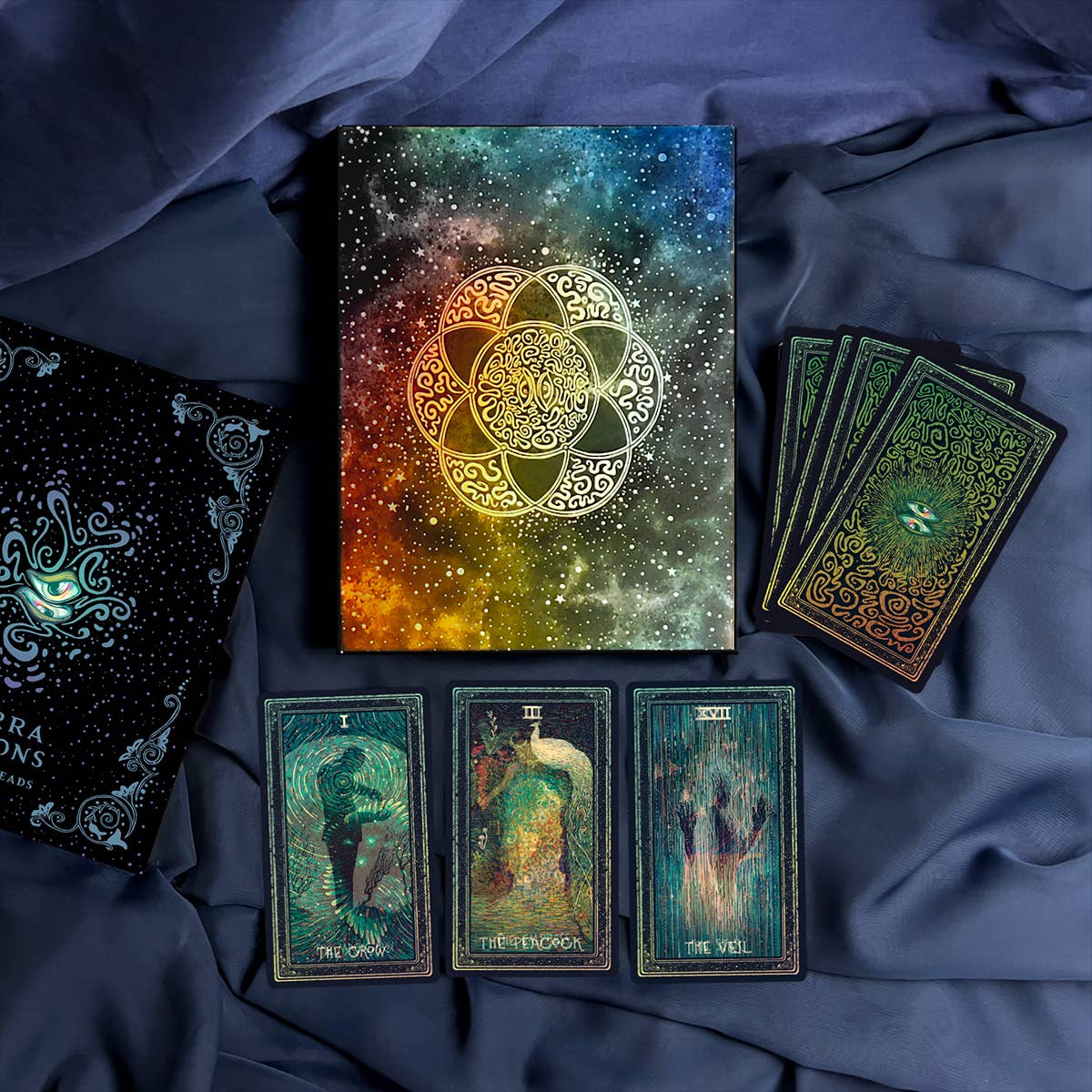Mirra Visions Lenticular Tarot & Oracle - Image 2