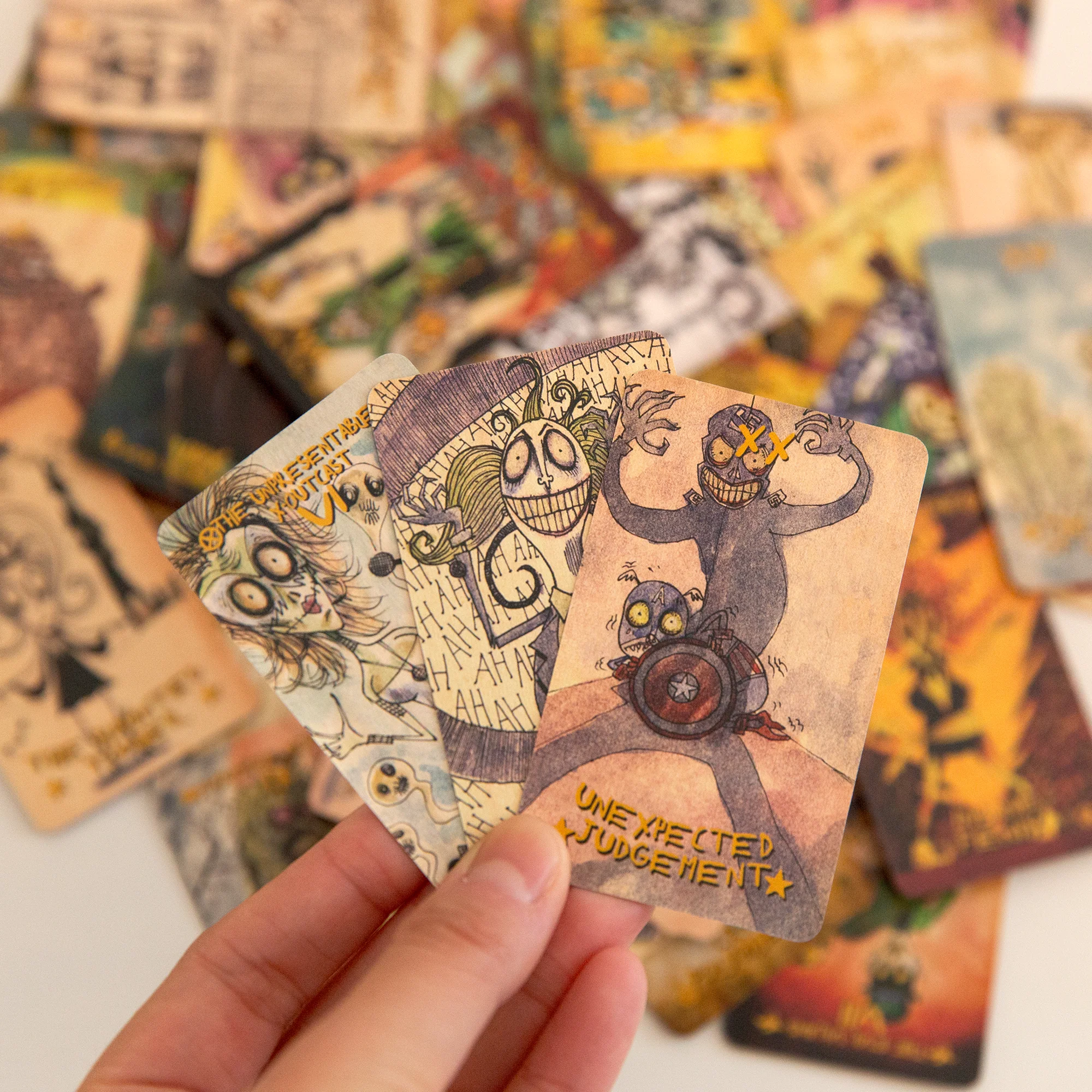 Superheroes Parody Mini Tarot - Image 9