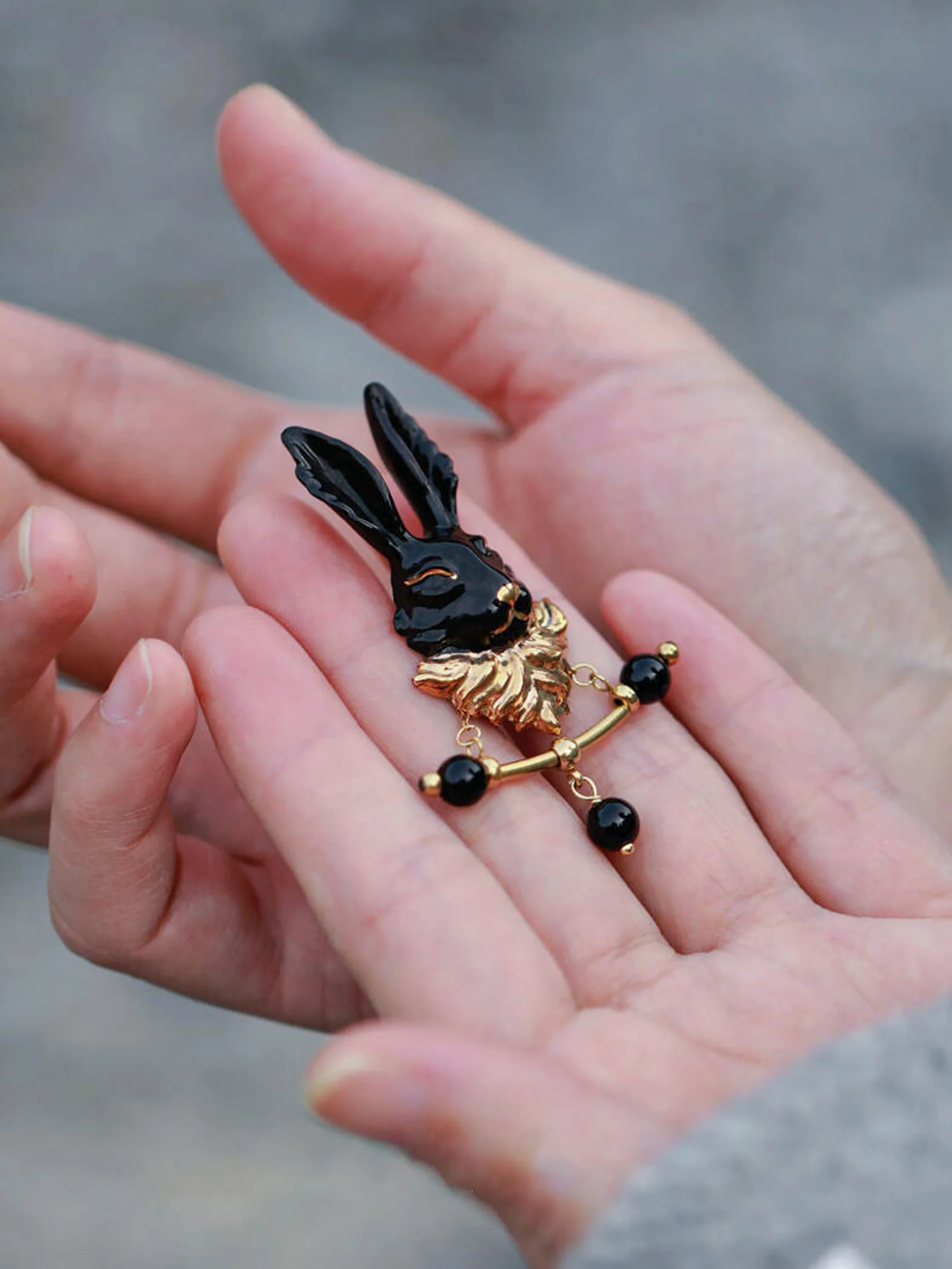 YIHE Ceramic Jewelry "Golden Whisker" - Image 4