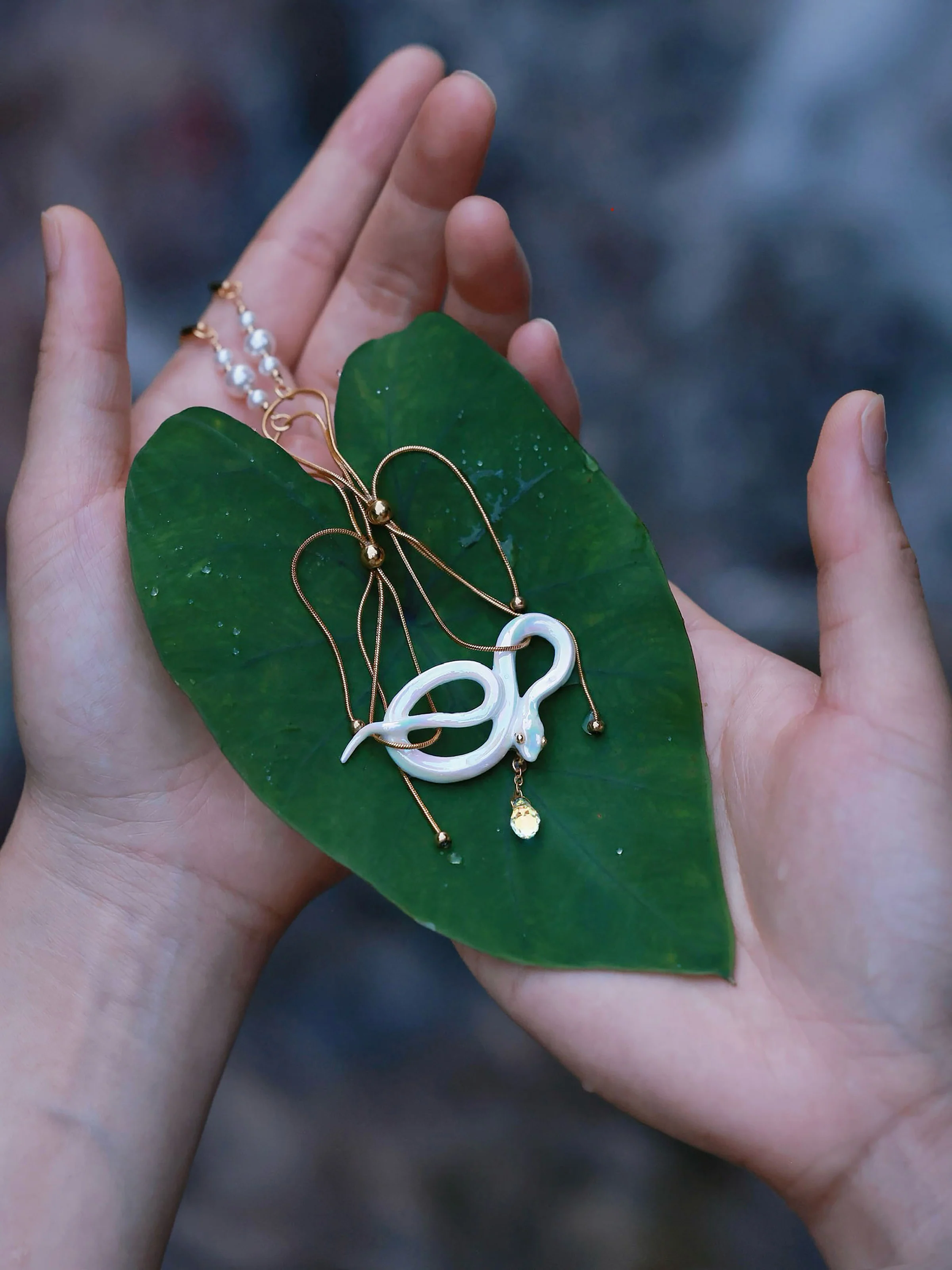 YIHE Ceramic Jewelry "Infinity Snake" - Image 11